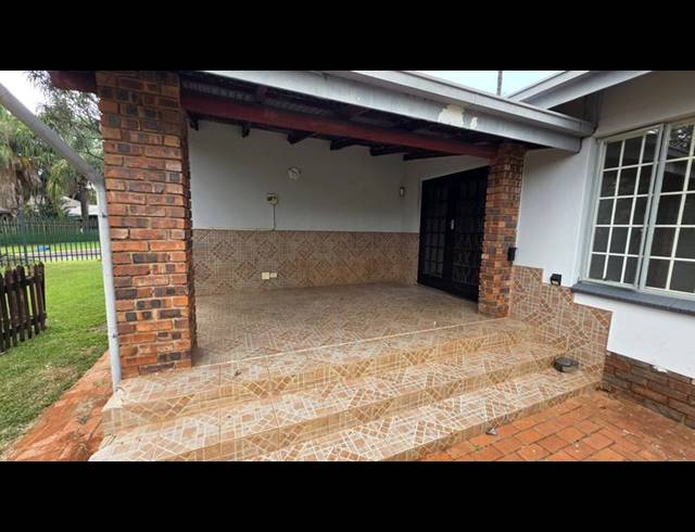 4 BEDROOM HOUSE FOR SALE IN MAGALIESKRUIN